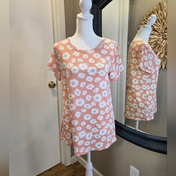 bombom Tops - Peach Daisy Print Short Sleeve Tee